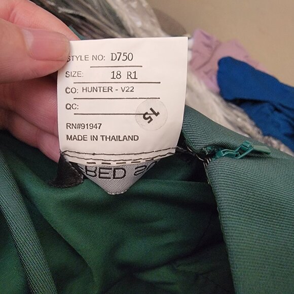 Alfred Sung Hunter Green V Neck Full Skirt Satin Maxi, D750, Size 18, $160 - Picture 7 of 7